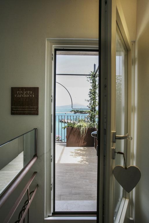 Riviera Carducci Rooms Пескьера-дель-Гарда Экстерьер фото