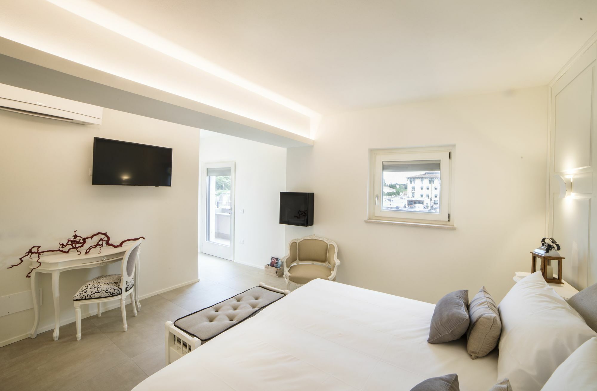 Riviera Carducci Rooms Пескьера-дель-Гарда Экстерьер фото